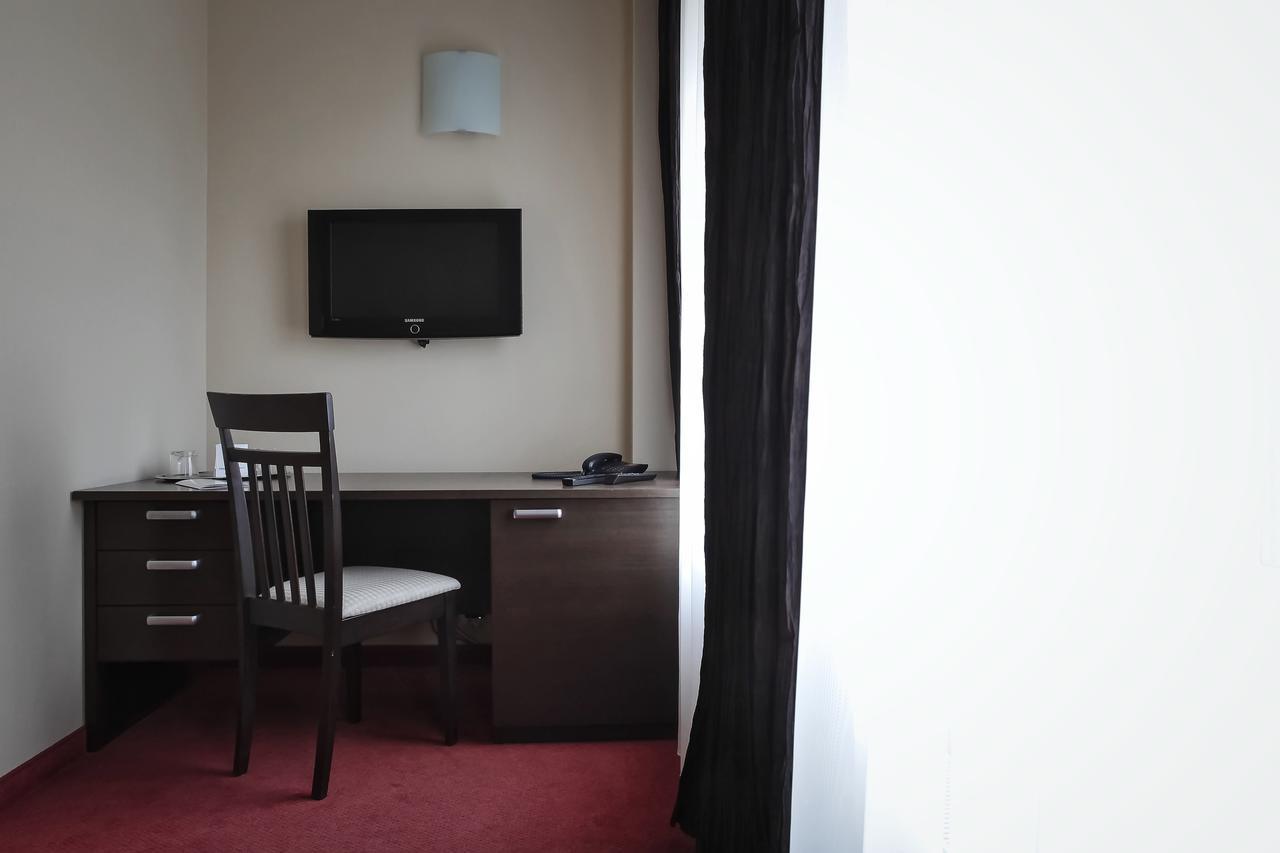 Hotel Palma Mažeikiai Kültér fotó