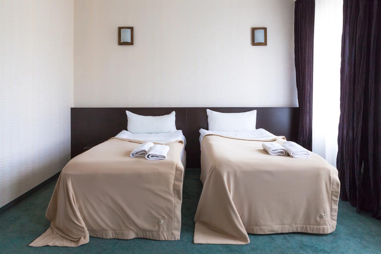 Hotel Palma Mažeikiai Kültér fotó
