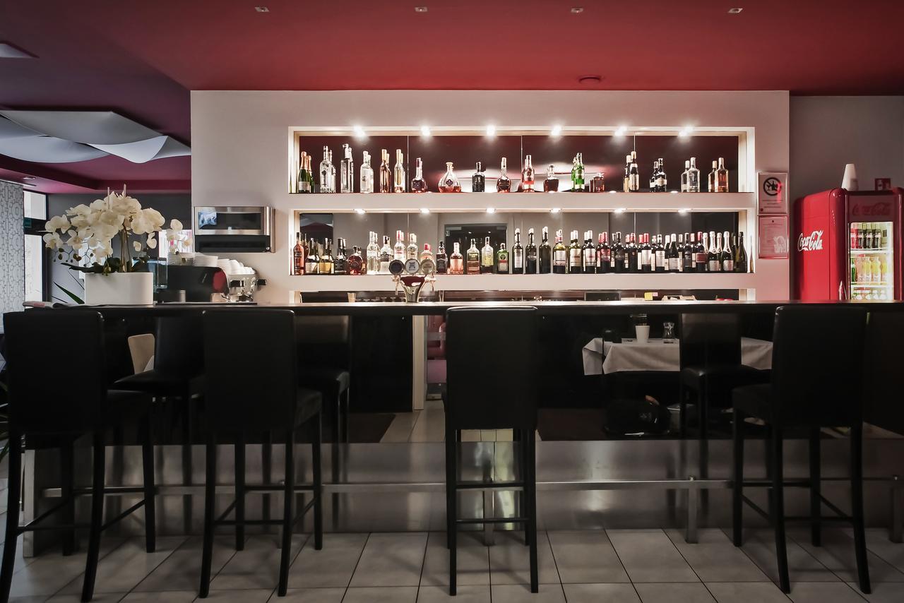 Hotel Palma Mažeikiai Kültér fotó
